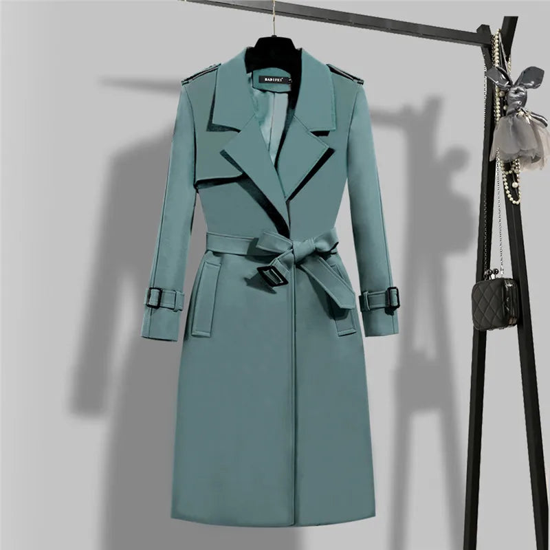 DHM ~ Vintage Business Trenchcoat